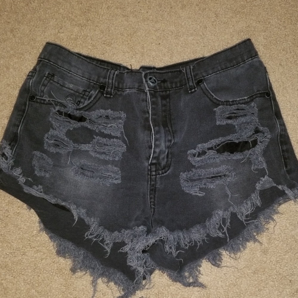 UNIF shorts.